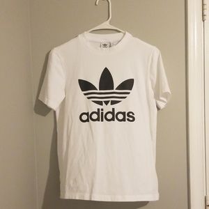 Adidas crewneck t-shirt